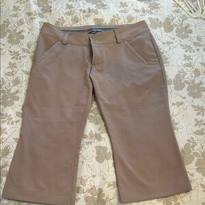 Under Armour Women's Brown Capris